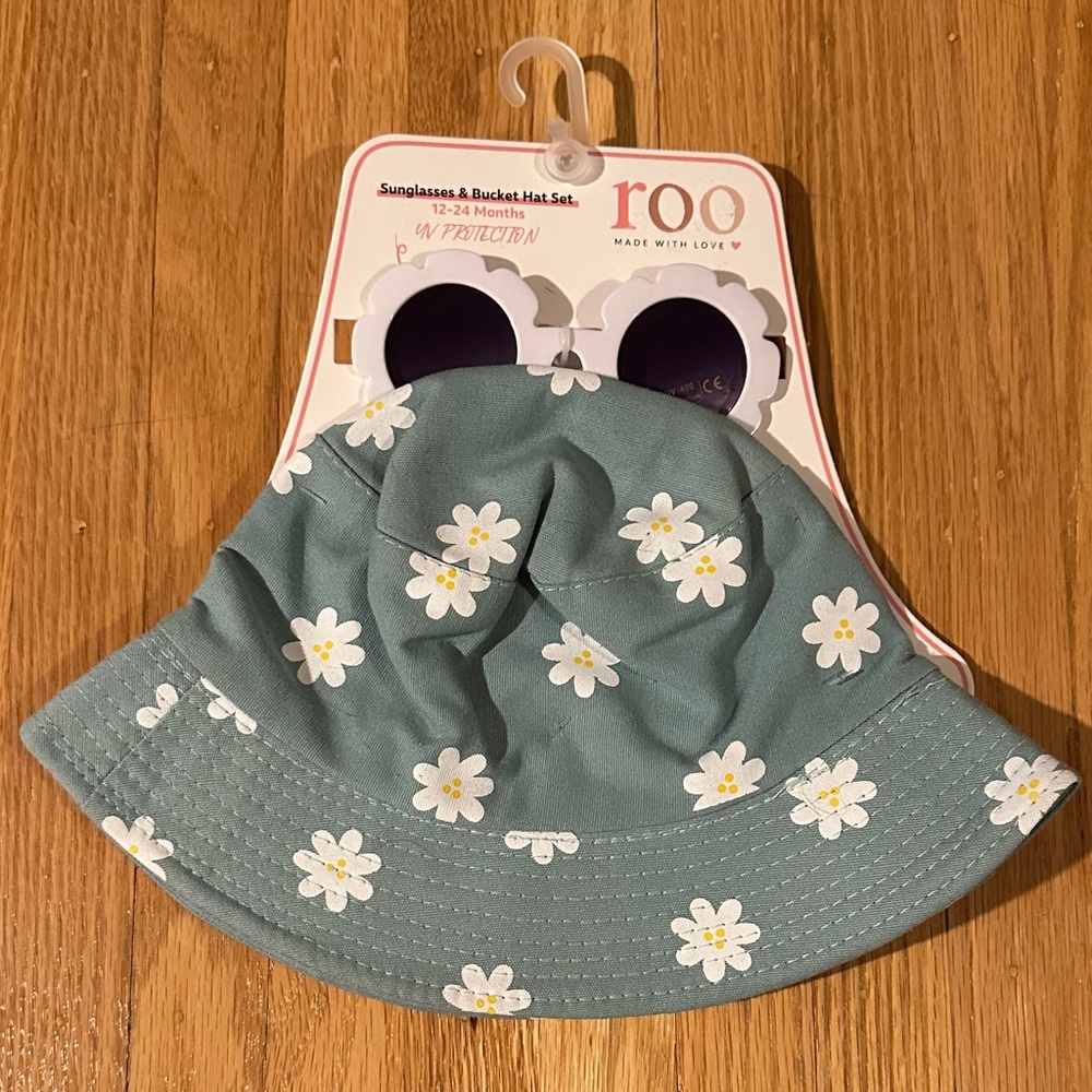 Kids Blue Green Daisy Bucket Hat and Sunglasses Set
